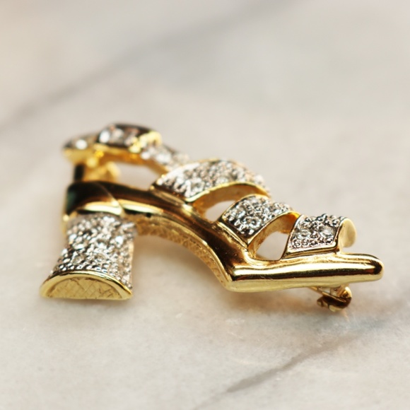 Vintage 1970s Barbara Mandrell High Heel Brooch - Picture 6 of 7
